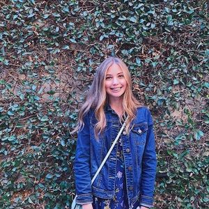 Meet your Posher, Anna